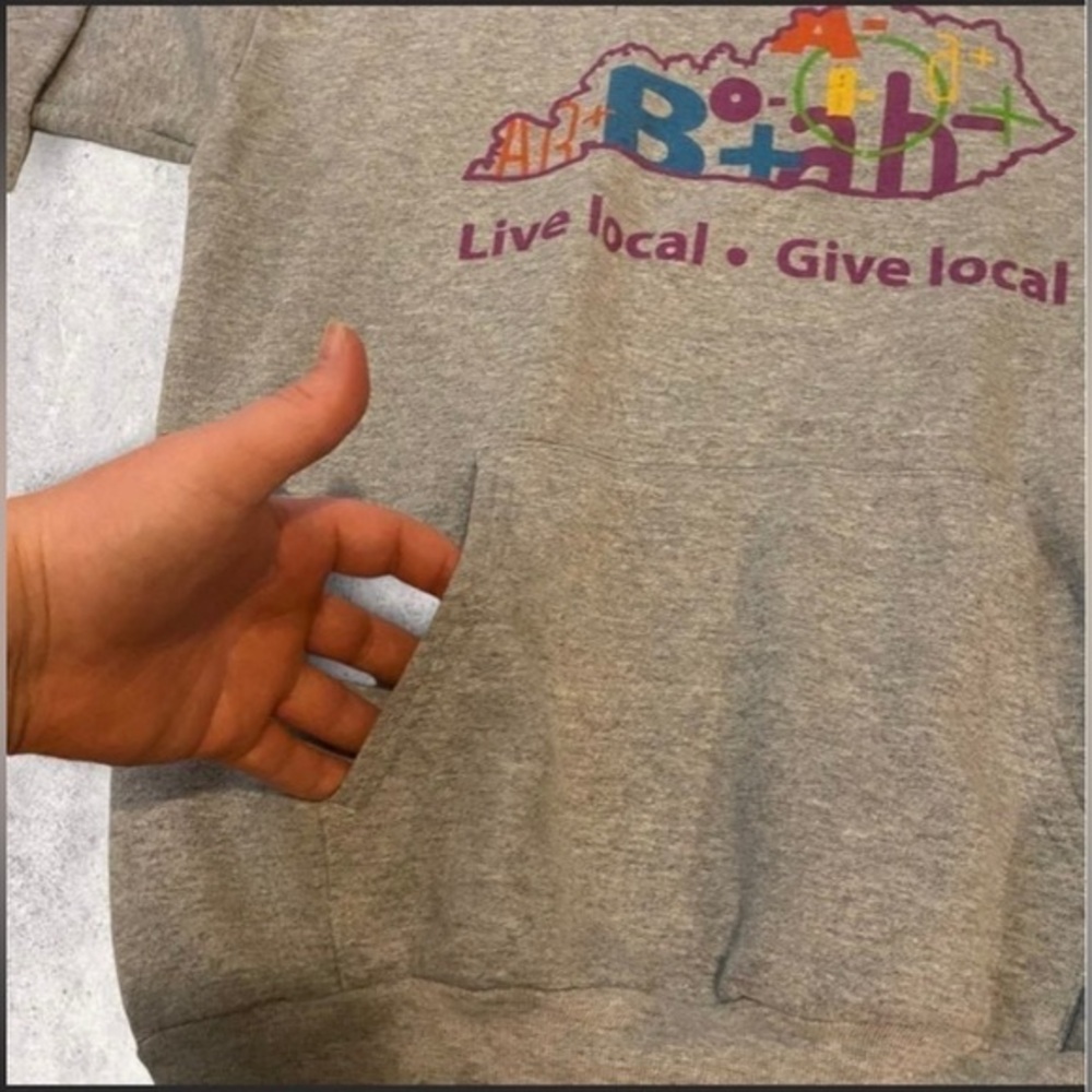 Kentucky Blood Center | Live Local • Give Local Donor Hoodie |‎ Medium - Picture 3 of 5